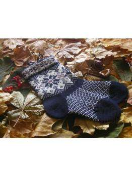 Woolen socks with a star