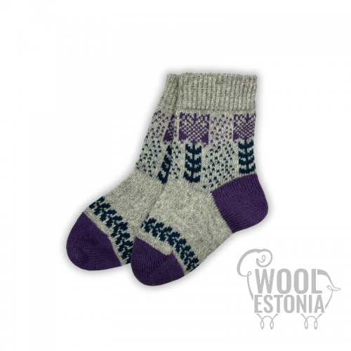 Woolen socks with flowers