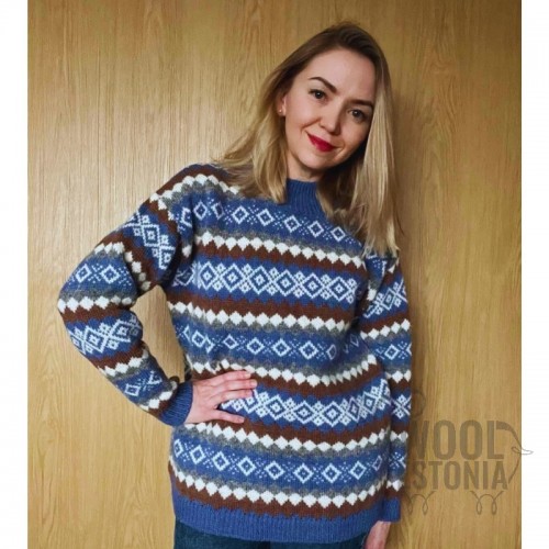 Woman's sweater with a norwegian pattern