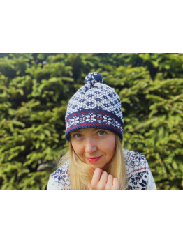 Hat with a star, with ears