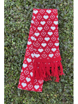 Scarf with hearts