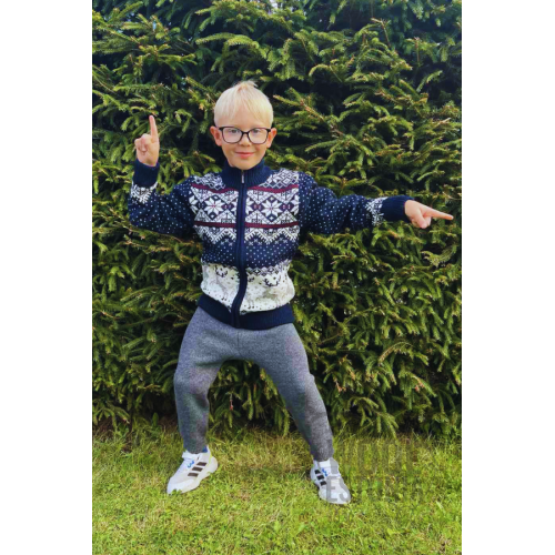 Kid's full zip sweater with a deer