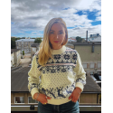 Woman's jumper with a deer