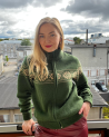 Woman's wool sweater with a full-zip