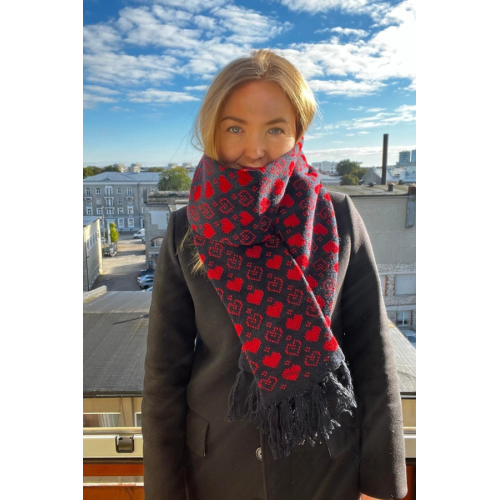 Scarf with hearts