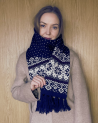 Scarf with a star