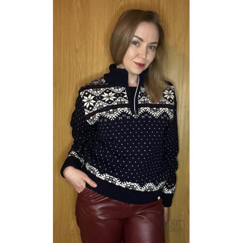 Men's blue half-zip sweater with a star