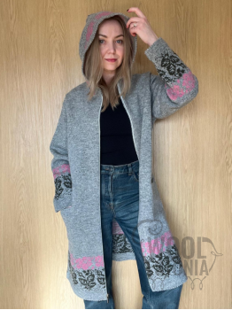 Woman's jacket with roses