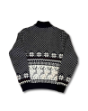 Man's full-zip sweater with a deer