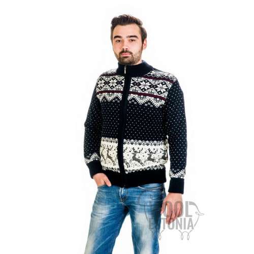 Man's full-zip sweater with a deer