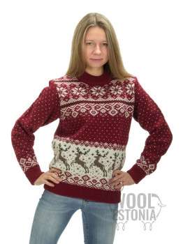 Woman's sweater with a deer