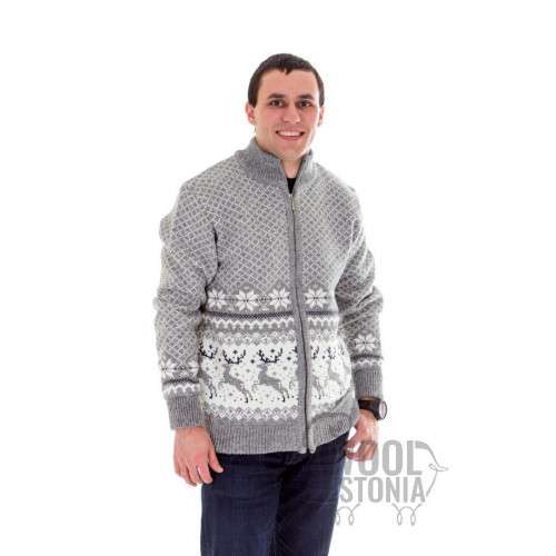 Man's full-zip sweater with a deer